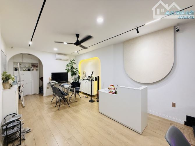 💥 SIÊU PHẨM KHU HẬU GIANG– 5 TẦNG – HẺM XE HƠI QUAY ĐẦU –10.5TỶ - 1