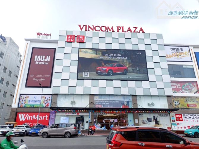 Bán Nhà 2 Mặt Hẻm Xe Hơi 92m2 Dòng tiền 12 Triệu/Tháng Chỉ 6,4 Tỷ Gần Vincom Lê văn Việt - 1