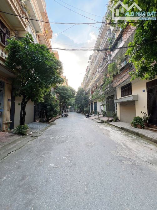 Bán liền kề, LO10 KĐT Đại Kim, 50m2, mt 4m, vỉa hè, 2 mặt đường. - 1