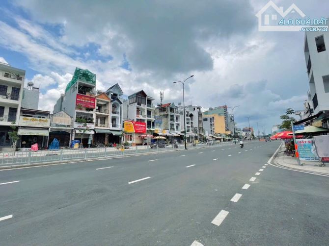 💥NGỘP - CHỈ 8,5 TỈ - CN: 98M2 - HẺM XE HƠI - SÁT MẶT TIỀN - DƯƠNG QUẢNG HÀM - P6 - GÒ VẤP - 1