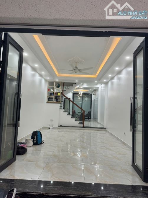 Nhà Phố Văn Cao Đường 2 Ô Tô Tránh Nhau - 1