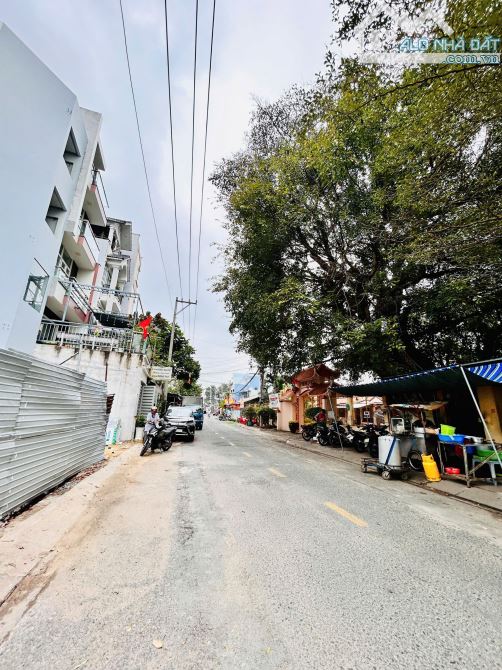 Bán nhà HXH Đông Hưng Thuận 6, DT: 6.7x32m, giá 10 tỷ tl - 1