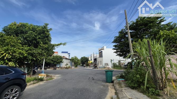 Hội An, Lô đất 100m² chiều ngang 10m, gần biển Cửa Đại . Vị trí đẹp - 1