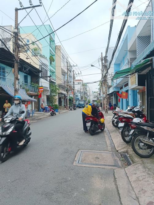 Bán nhà hẻm 10m Trịnh Đình Trọng Tân Phú 8x29m đúc 3 lầu ST giá 28 tỷ TL (cách Âu Cơ 400m) - 1