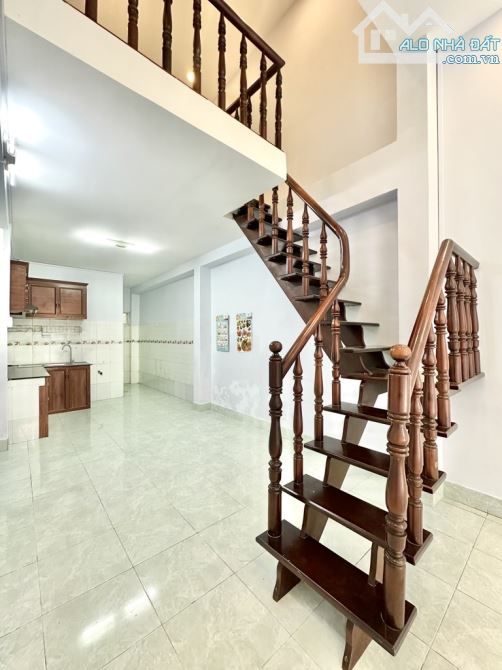 Bán nhà phú nhuận phường 9 hẻm xe hơi một trục nguyễn kiệm nhà 47m2 chỉ 6,x tỷ - 1