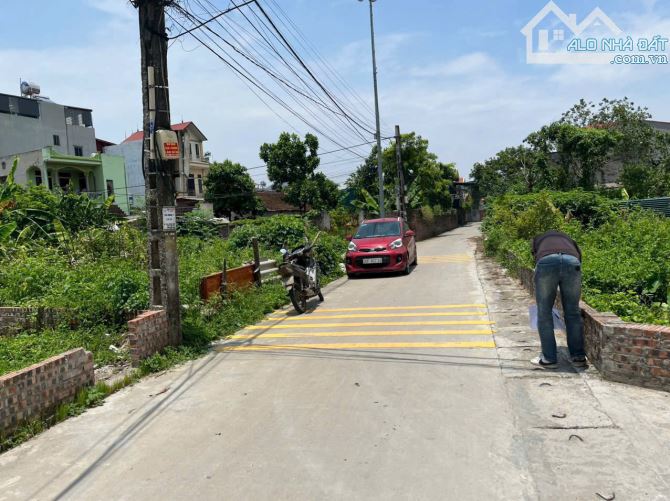 Bán gấp lô đất 113m2, TT Hòa Lạc,gần ĐH QG,Tuyến metro 5,ĐH FPT,gần ĐL Thăng Long. Giá 3tỷ - 1