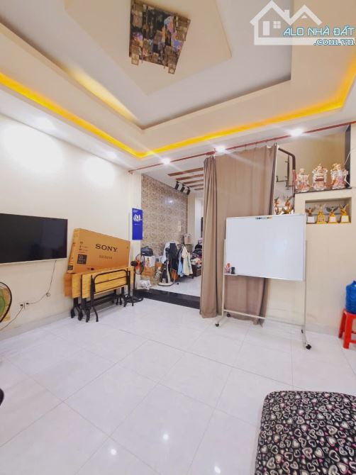 Nhà trệt, 2 lầu, 5x32m, hẻm xe hơi thông đường Tân Thới Nhất 2, giá 9,8 tỷ TL - 1