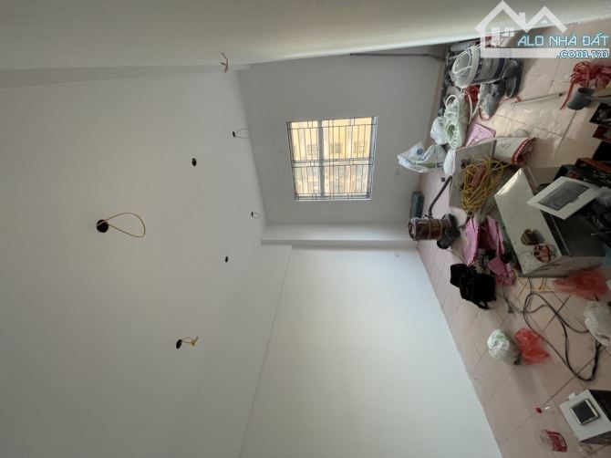 BÁN CHUNG CƯ TRẦN QUÝ KIÊN 60M2 TẦNG TRUNG GIÁ CHỈ 5.2 TỶ - 1