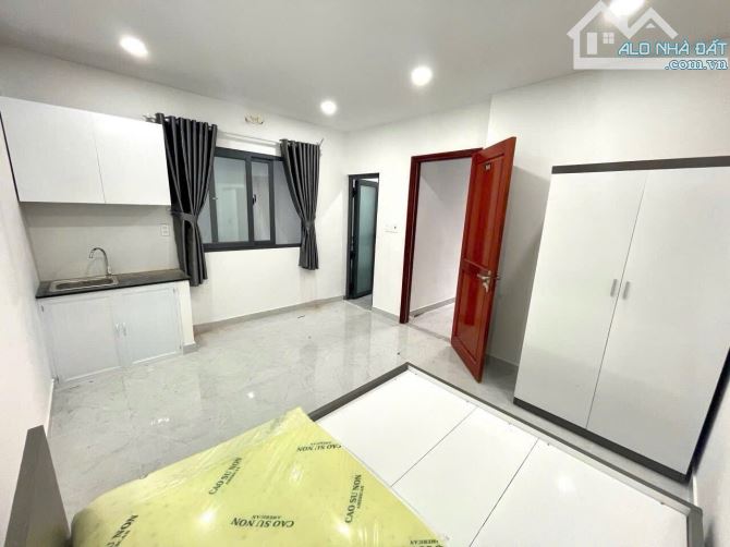 CHDV PHÚ NHUẬN 6 TẦNG DT SẴN 70TR/TH - THANG MÁY - 12.49 Tỷ TL - 1