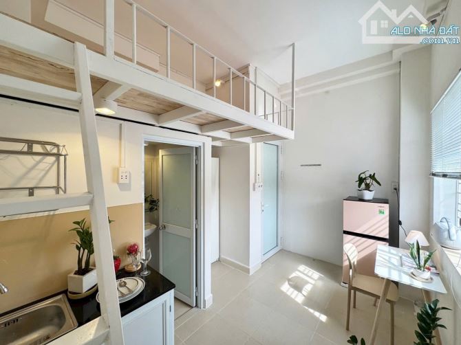Cho thuê căn hộ Duplex Cửa sổ thoáng Q10 gần ĐH Kinh tế UEH, ĐH Huflit, ĐH Hoa Sen - 1