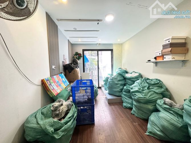 SIÊU PHẨM NHÀ ĐẸP PHỐ CHÍNH KINH THANH XUÂN 30M 5T 8,7 TỶ FULL NỘI THẤT - 1