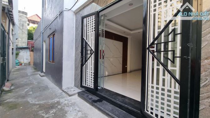 BÁN NHÀ VÕ CHÍ CÔNG 60M2 X 6 TẦNG MỚI KOONG THANG MÁY ÊM DU GIÁ CHỈ 12,X TỶ - 1