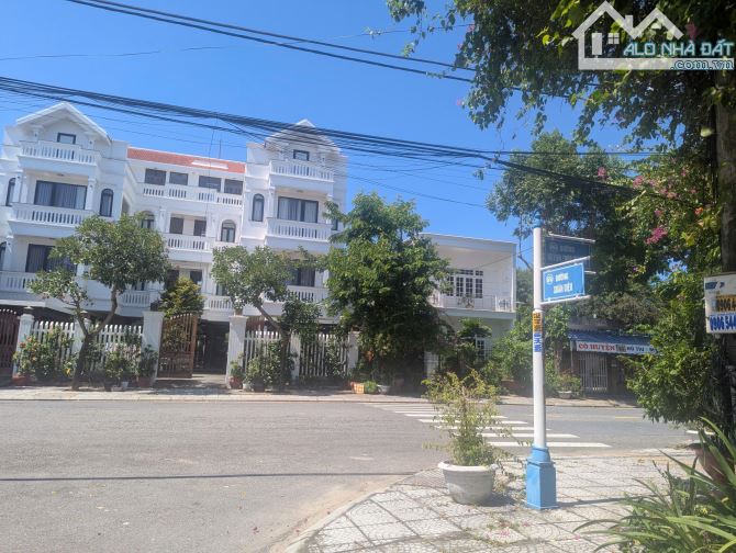 GẤP BÁN- NHÀ C4- ĐƯỜN XUÂN DIỆU- TÂN AN- HỘI AN - 1