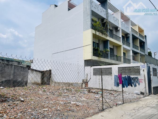 Bán ĐẤT Hẻm Xe Tải đường Đinh Thị Thi ngay KĐT Vạn Phúc DT: 83m2 Giá 6.89 Tỷ - 1
