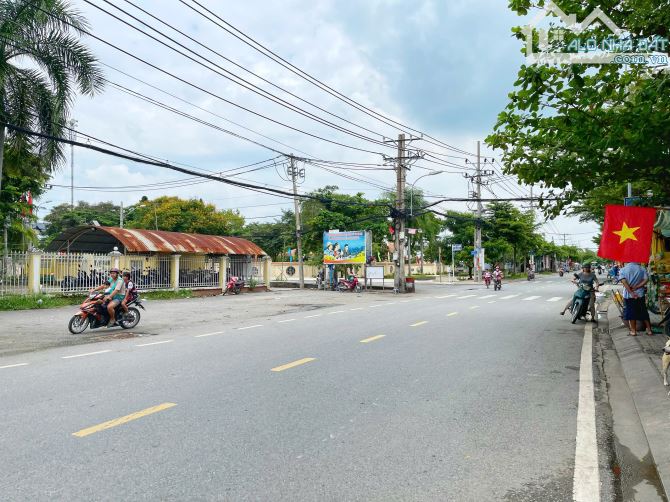 BÁN ĐẤT THỔ CƯ MẶT TIỀN NGUYỄN VĂN TẠO, 1243M2, NGANG 22M, GIÁ 19.5 TỶ - 1