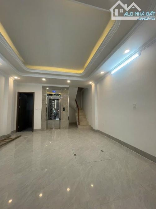 NHÀ ĐẸP PHÂN LÔ – Ô TÔ ĐỖ – 7 TẦNG – VỊ TRÍ TRUNG TÂM – 33M² - 1
