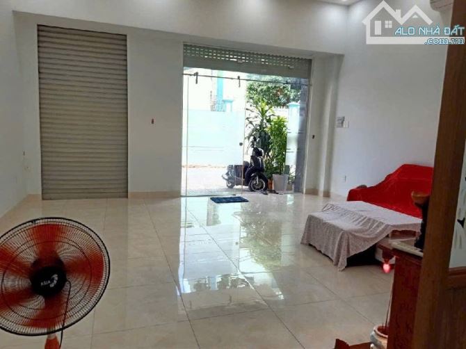 🔥NHÀ MẶT TIỀN KD- ĐỐI DIỆN TRƯỜNG-ĐANG CHO THUÊ 12TR/T-(5.5x12m)❗️TÂN PHÚ💰Chỉ 3.8Tỷ - 1