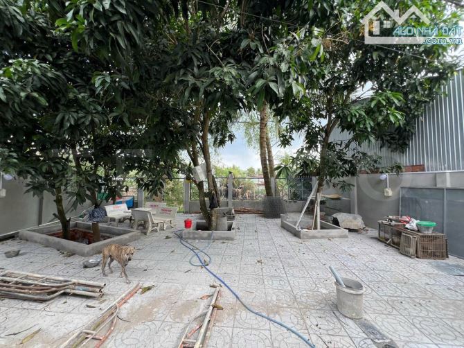 Cho thuê kho xưởng 300m² có sân sau mặt sông nhỏ, đường cặp Quốc Lộ 1A, Q. Cái Răng, TP - 1
