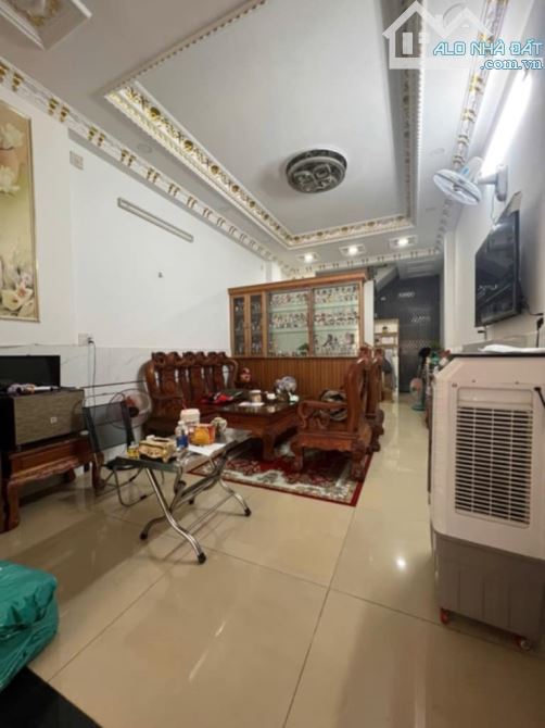 🏢 Chủ Gửi Nhà Tâm Huyết - Kiến Trúc Sư Tư Vấn Riêng Nét Đặc Trưng Phá Cách - Tọa Lạc Tại - 1