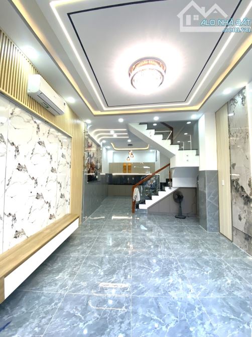Bán nhà Phan Văn Trị Bình Thạnh,  4 tầng, full nội thất xịn sò, mặt tiền khủng, nhỉnh 8 tỷ - 1