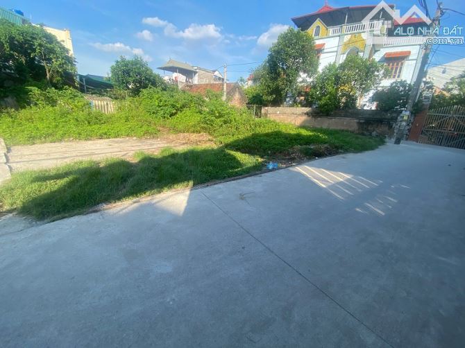 Hiếm - Bán đất Lê Dương Tam Hưng Thanh Oai, 51m2, ô tô vào nhà - 1