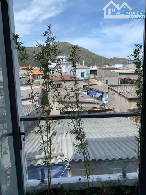 🏡 Cần bán – Nhà 1 trệt 1 lầu (hẻm xe máy) – Bạch Đằng, P5 – 35m² – 2.1 tỷ – Nhà nhỏ xinh - 1