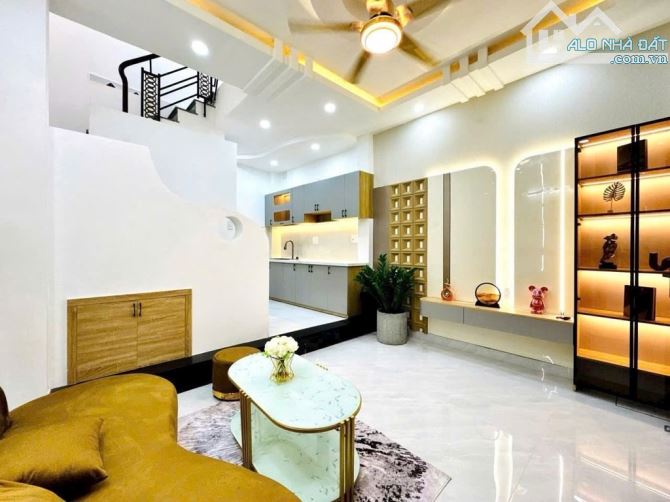 BÁN NHÀ ĐẸP NỞ HẬU GẦN MT LÊ QUANG ĐỊNH - BÌNH THẠNH - 4 TẦNG - 24M2 - NHỈNH 4 TỶ - 1