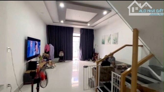 🏣 Nhà 2 tầng - gần biển Mỹ Khê- Chế Lan Viên- NHSon - DT  98,4m ngang 5,3 giá 13,7 tỉ - 1