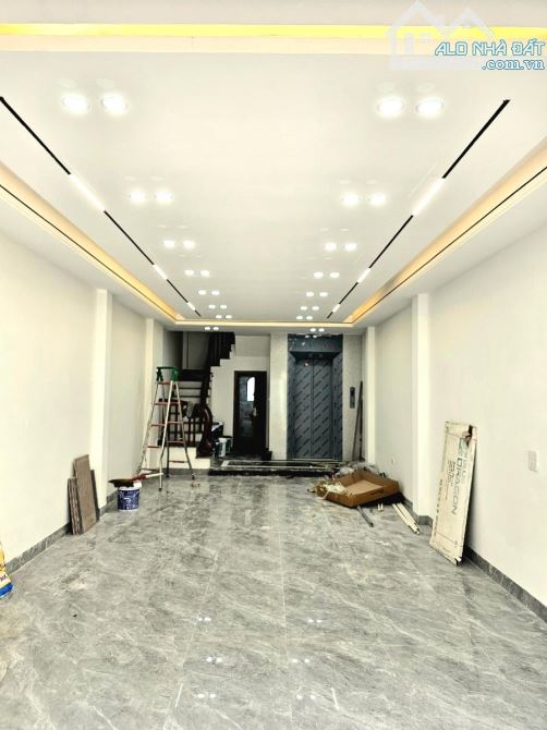 🚀 THẠCH BÀN 52M², 7 TẦNG, Ô TÔ VÀO NHÀ, 5 NGỦ, FULL NỘI THẤT – 13,5 TỶ - 1