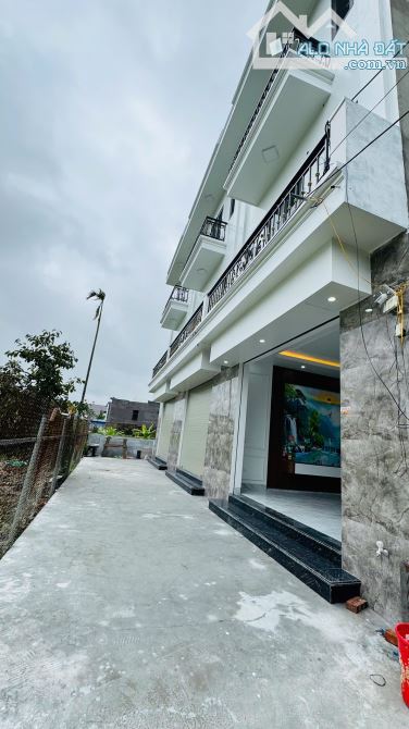 📣📣Còn duy nhất 1 căn Nhà 3 tầng Rẻ Nhất Khu Vực… ở tại tdp Tê Chử, phường Đồng Thái, An - 1