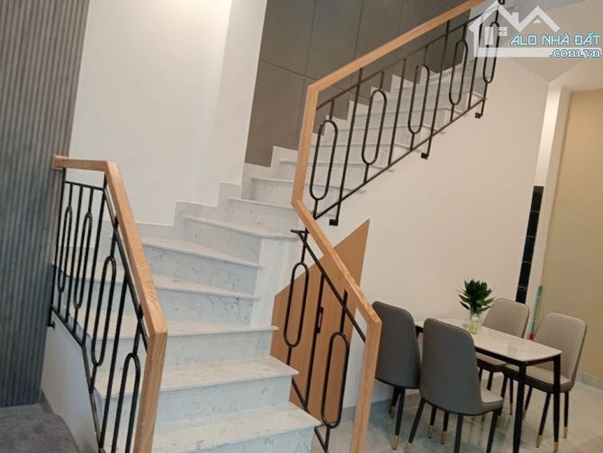 SIÊU PHẨM HÀNG HOT GIÁ CỰC ỔN- NHÀ 3 TẦNG MỚI FULL NỘI THẤT OTO ĐỔ CỬA KIỆT TÔ HIỆU - 1