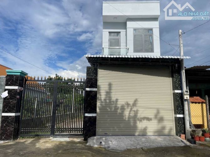 Nhà 1 trệt 1 lầu mt đường số 36 Tân thông Hội Củ Chi 8x28 2TY950 - 1