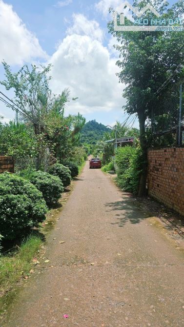 ĐẤT SIÊU RỘNG THÔN 8 CUEBUR 16,6X30 THỔ CƯ 100M2 GIÁ 1,95 TỶ. - 1