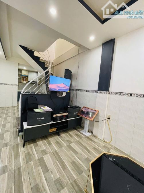 📌📌📌LÀM VIỆC TRỰC TIẾP GIÁ TỐT !!! Bán nhà 3 tầng trung tâm triệu nữ vương - 1
