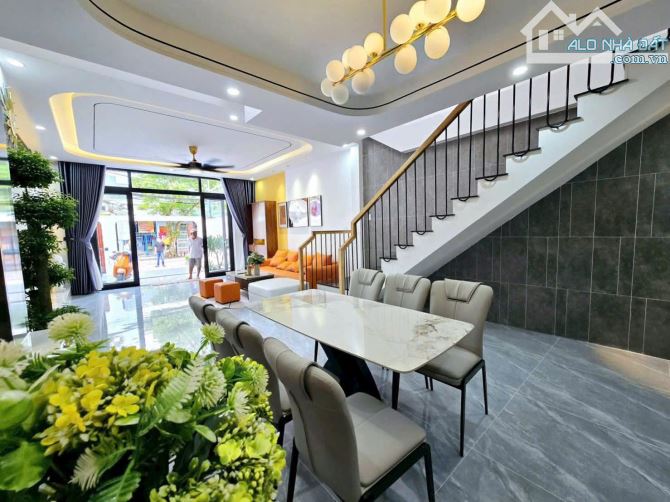 ⭐ 📌📌📌LÀM VIỆC TRỰC TIẾP GIÁ TỐT !!! Bán nhà 2 tầng kiệt oto 87 hoàng văn thái - 1