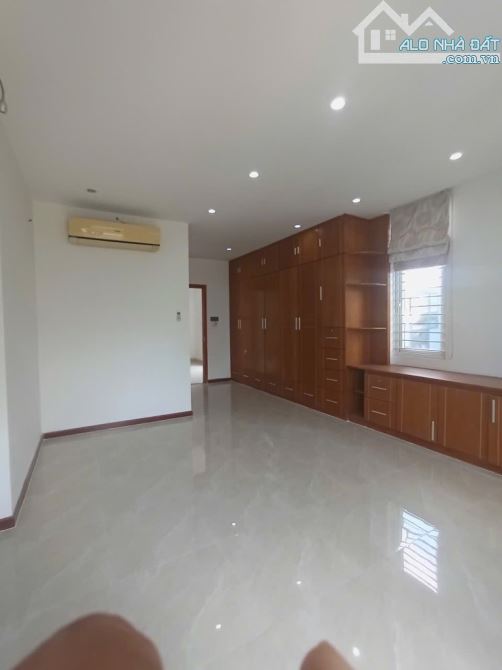 NHÀ 1 HẦM 6 TẦNG MẶT TIỀN LÊ VĂN THỊNH, GẦN BỆNH VIỆN - 1