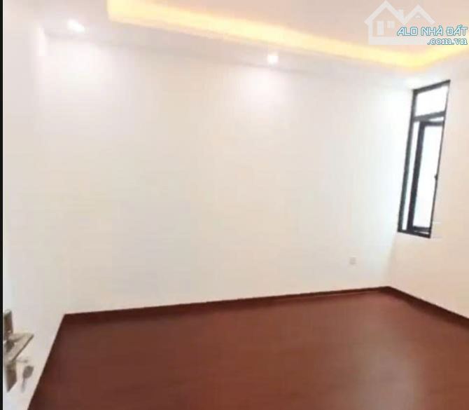 Cho thuê căn hộ chung cư Lĩnh Nam 90m2, 2 ngủ, 1 vệ sinh, 10 Triệu Full đồ - 1