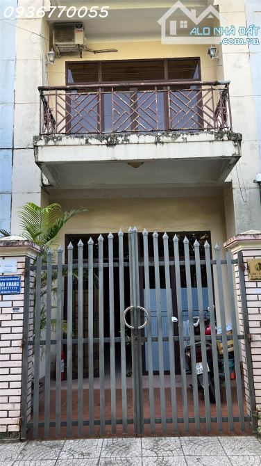 Cho thuê NR 4PN, 3WC, DTSD 220m2, giá siêu hời 6tr, ở Nguyễn Tấn Kỳ, Trần Phú, Quảng Ngãi - 1