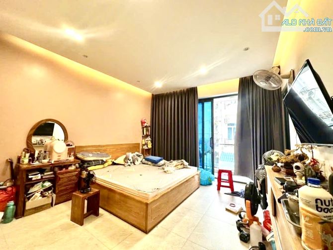 Quận 3, 4 Tầng, ngang gần 5m, 40m2, gần MT Trần Quang Diệu_Lê Văn Sỹ, 10.6 Tỷ - 1