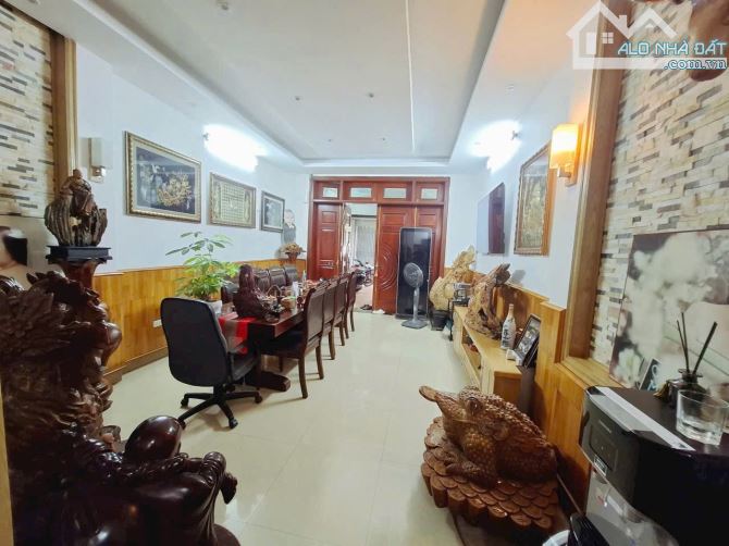 BÁN NHÀ PHỐ LÊ LAI HÀ ĐÔNG-NGÕ RỘNG -VỊ TRÍ ĐẮC ĐỊA-NHÀ RỘNG THOÁNG SÁNG-DT:48M2-GIÁ:8,2TỈ - 1