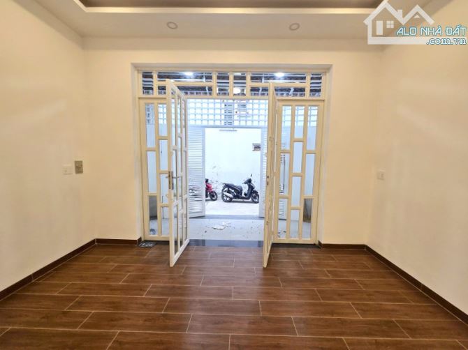 Cực hiếm! Nhà đẹp Hiệp Bình Chánh – 3 tầng 66m2, Hẻm ô tô, giá đầu tư chỉ 7 tỷ hơn - 1