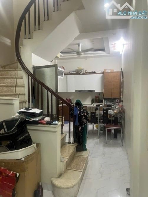 😍 HOÀNG QUỐC VIỆT - 35.6M2 - SỔ VUÔNG - 5 TẦNG - NHÀ ĐẸP - Ở NGAY - 6.5 TỶ - 1