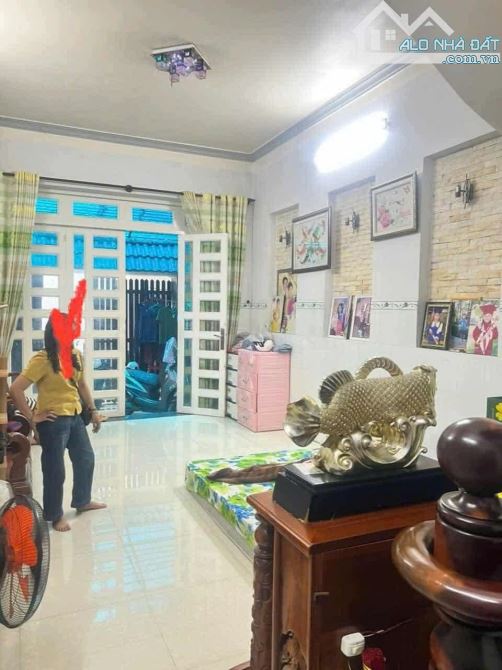 BÁN NHÀ NGUYỄN THỊ KIỂU Q12 - 2 TẦNG 65M2 ( 4M X 17M) - HẺM XE HƠI - 4.76 TỶ - 1