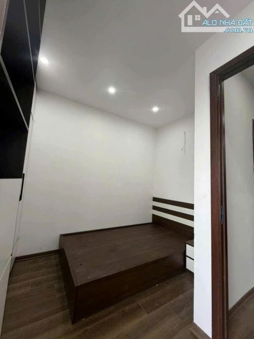 Chung cư skylight hòa bình 6 minh khai 100m , 3 ngủ 2 vệ sinh - 1