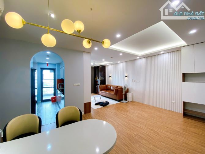 Cho thuê CC 3PN, 2WC, 122m2 giá tốt tại Phạm Văn Đồng, Cổ Nhuế 2, Bắc Từ Liêm, Hà Nội - 1