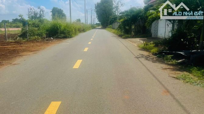 Chủ Gửi Bán 2 Liền kề Lô Đất Mặt Tiền Đường Nhựa -Cách Mạng Tháng Tám-Thị Trấn Đất Đỏ-Xã Đ - 1