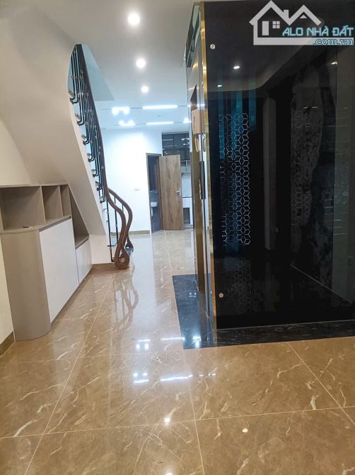 💥💥💥 BÁN NHÀ PHÚ DIỄN - CHÍNH CHỦ ÔNG ANH GỬI BÁN  🏠 Diện tích: 40m² 🏗 Xây dựng: 6 tần - 1