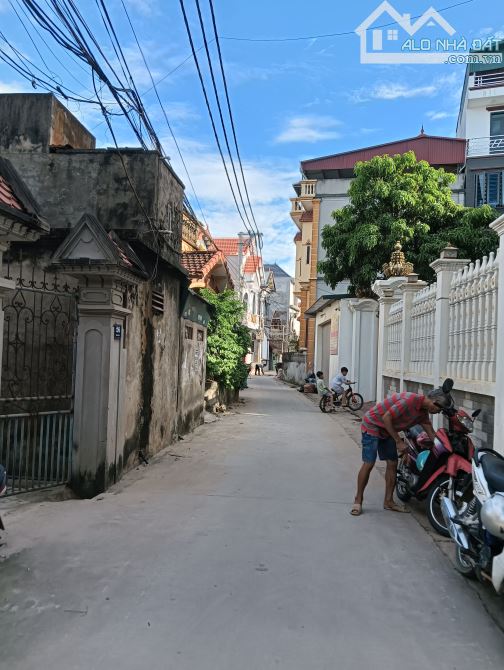 Nhỉnh 1 tỷ ô tô đỗ cửa 👉 chương dương -thường tín - 1