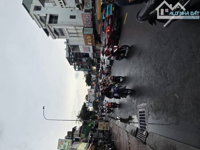 BÁN NHÀ MTKD ĐƯỜNG PHAN VĂN TRỊ - BÌNH THẠNH - 2 TẦNG - 58M2 - NHỈNH 11 TỶ - HĐT 22TR - 1