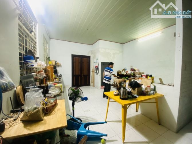 Bán nhà mặt phố, đường Số 26, P Cát Lái, TP HCM, DT 116m2, 3 tầng, 4PN, SH, giá 7.6 tỷ. - 1